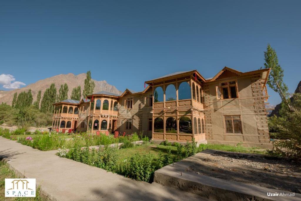 Space Hotel Shigar Екстериор снимка
